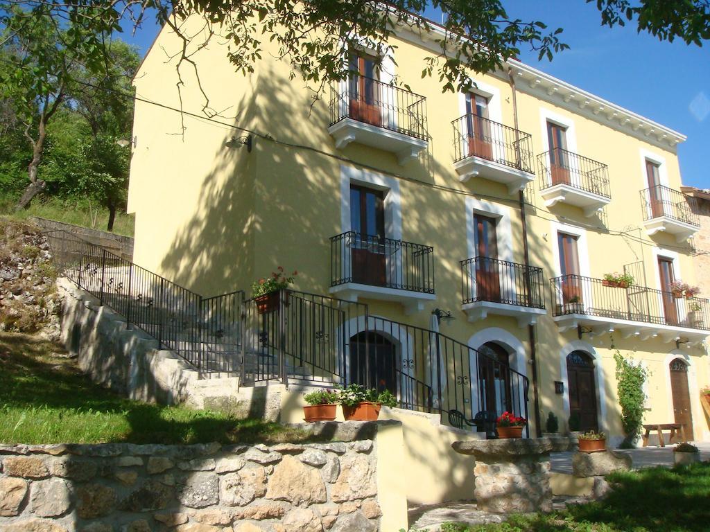 Residence Villa Valsi Santo Stefano Di Sessanio Exterior foto
