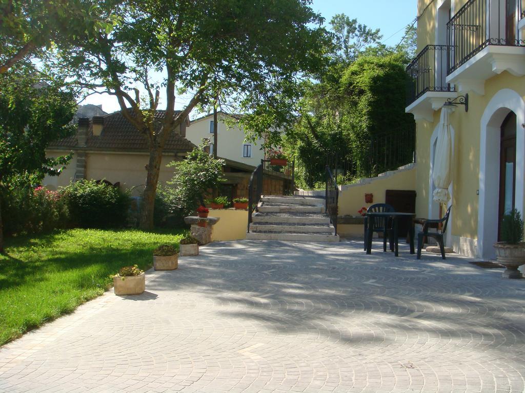 Residence Villa Valsi Santo Stefano Di Sessanio Exterior foto