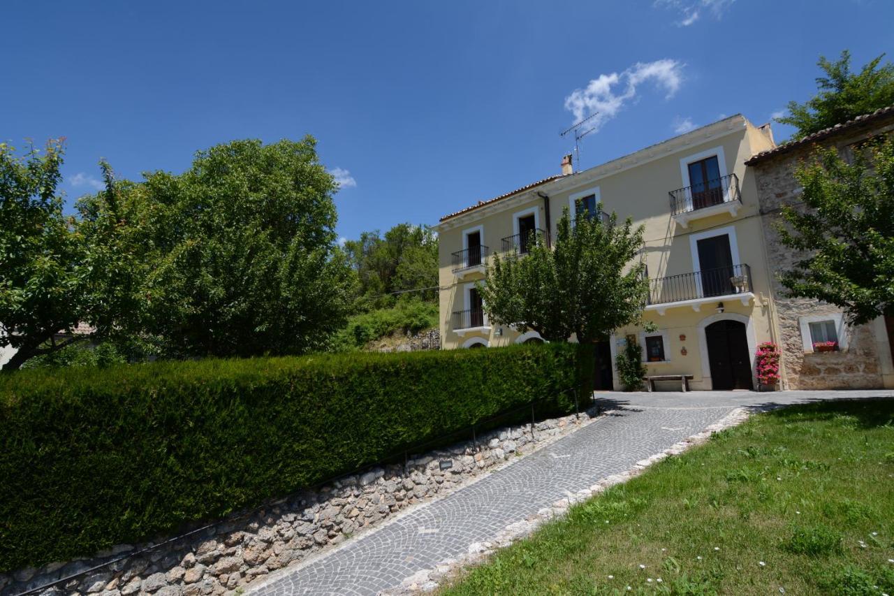 Residence Villa Valsi Santo Stefano Di Sessanio Exterior foto